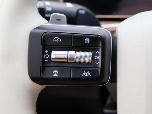 New 2026 Hyundai Santa Fe SE FWD image 18