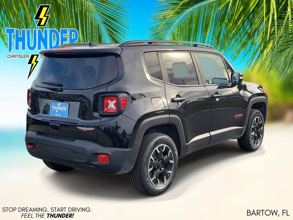 Certified 2023 Jeep Renegade Trailhawk AWD/4WD image 4