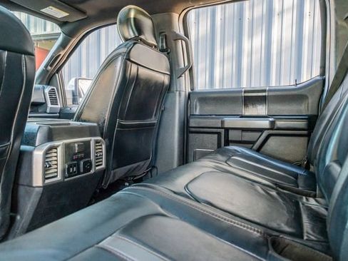 Used 2019 Ford F150 Platinum w/ Equipment Group 701A Luxury image 37