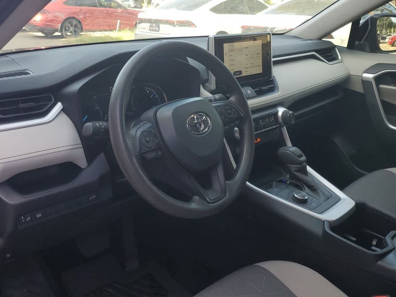 Used 2025 Toyota RAV4 XLE w/ Convenience Package AWD/4WD image 2