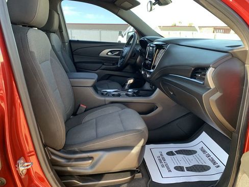 Certified 2023 Chevrolet Traverse LT FWD image 26