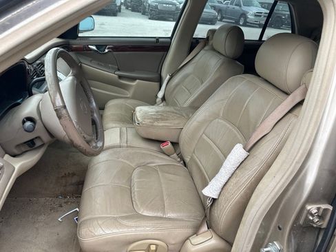 Used 2005 Cadillac De Ville FWD image 5