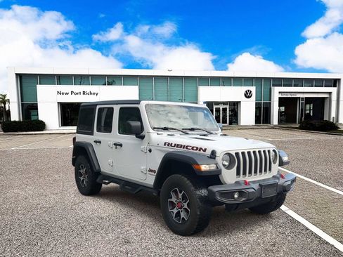 Used 2021 Jeep Wrangler Unlimited Rubicon image 2