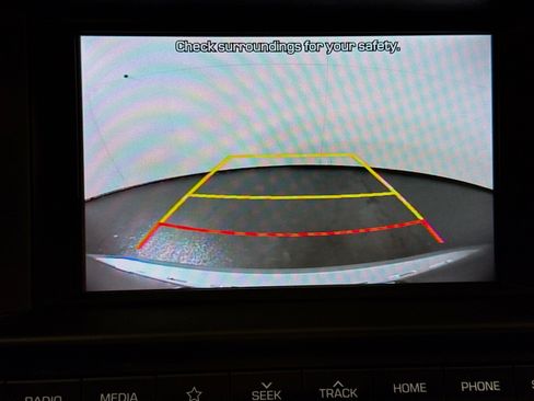 Used 2020 Hyundai Elantra Value Edition w/ Cargo Package (C1) FWD image 19