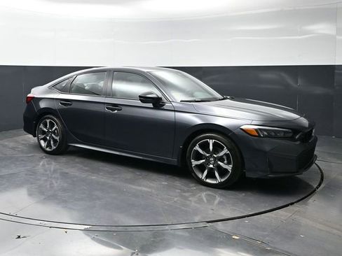 Certified 2025 Honda Civic Sport image 3