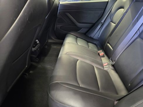 Used 2018 Tesla Model 3 Long Range image 12