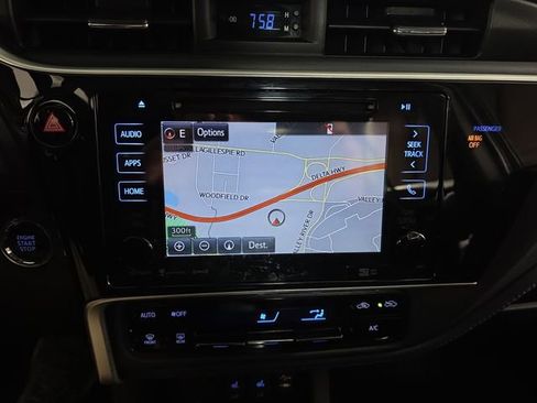 Used 2019 Toyota Corolla XSE image 13