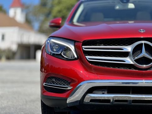 Used 2018 Mercedes-Benz GLC 300 image 5