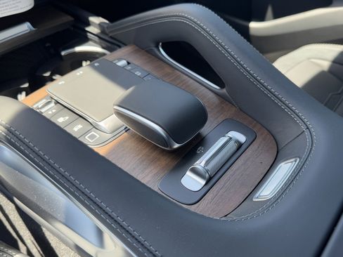 New 2026 Mercedes-Benz GLE 53 AMG 4MATIC Coupe image 30