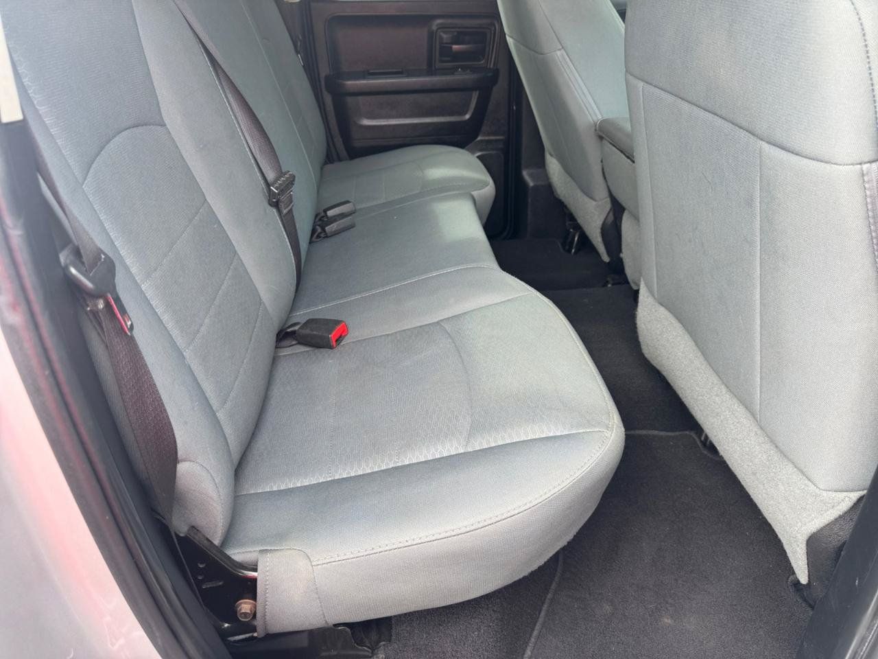 Used 2017 RAM 1500 Express AWD/4WD image 14