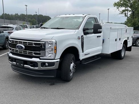 New 2025 Ford F350 XL w/ XL Chrome Package AWD/4WD image 9