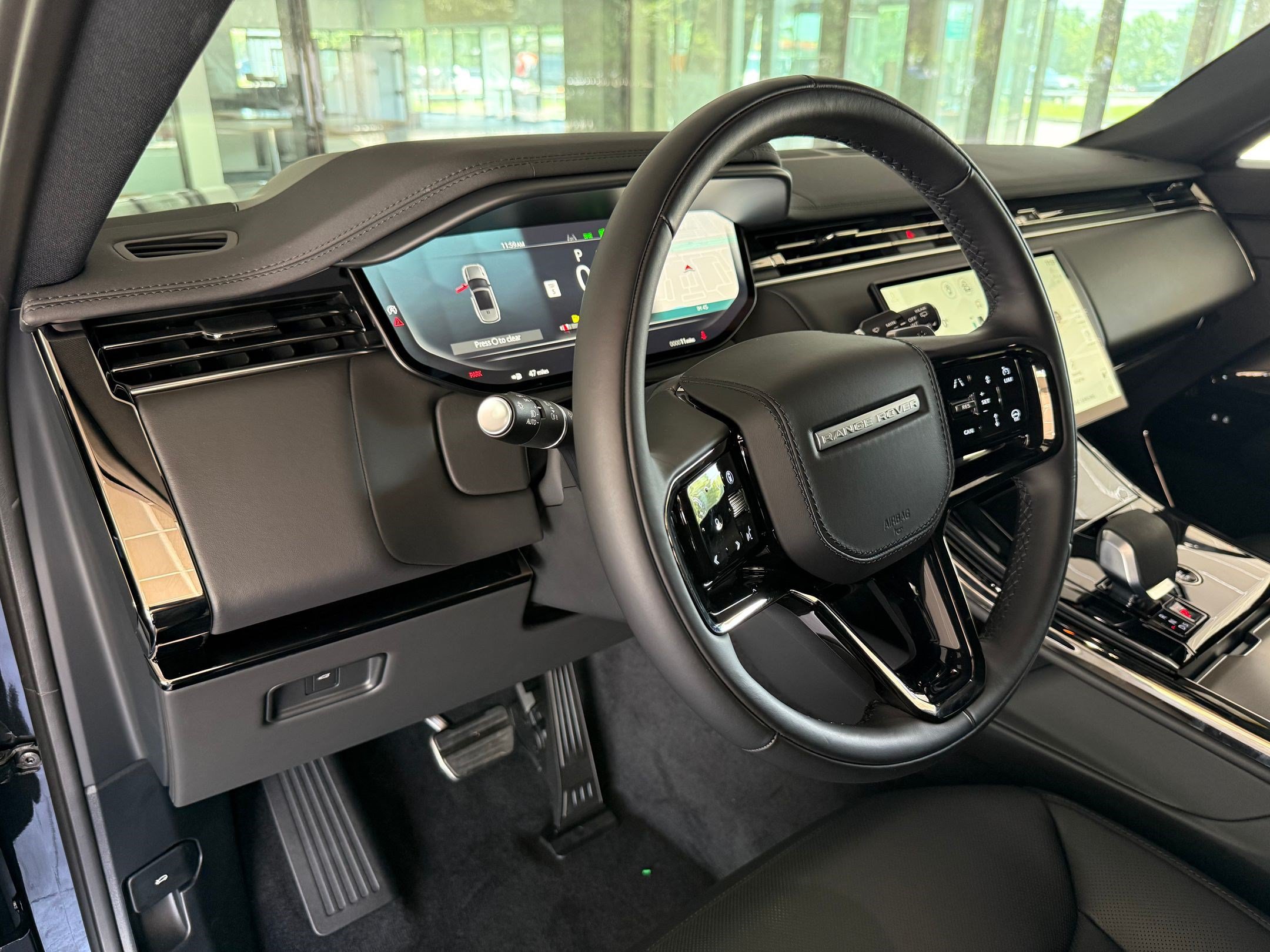 New 2026 Land Rover Range Rover Sport Dynamic SE AWD/4WD image 4