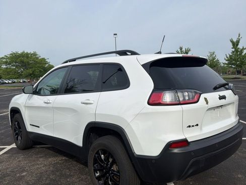 Used 2023 Jeep Cherokee Altitude Lux AWD/4WD image 8
