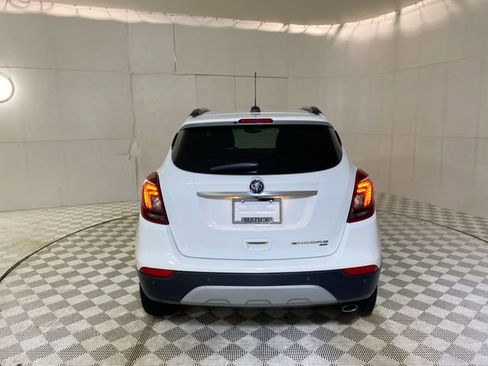 Used 2021 Buick Encore Preferred w/ Safety Package II image 18