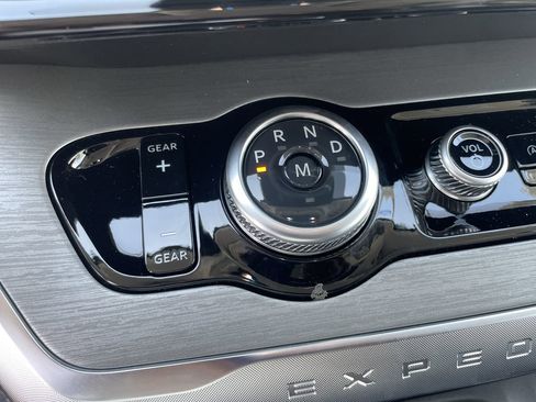New 2026 Ford Expedition Max Platinum AWD/4WD image 28