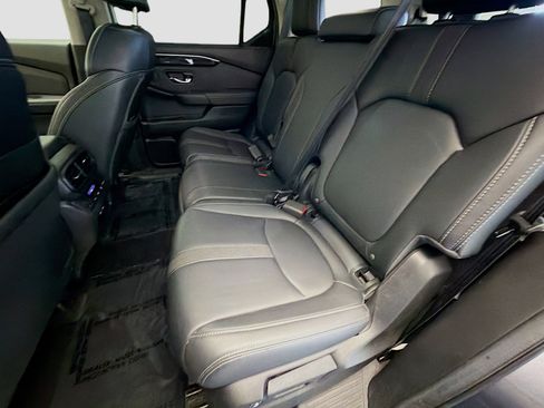 Used 2024 Honda Pilot EX-L image 13