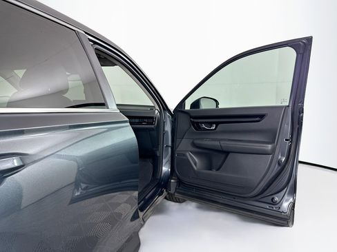 Used 2025 Honda CR-V EX-L image 32