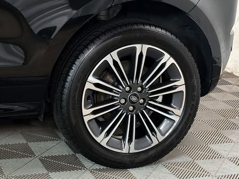 Used 2024 Land Rover Range Rover Evoque Dynamic SE image 5