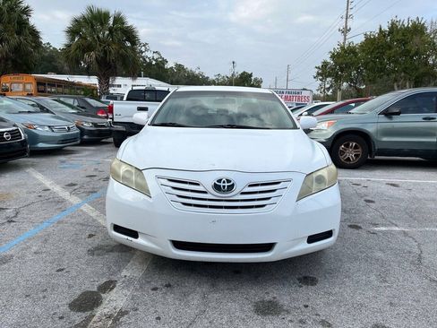Used 2008 Toyota Camry LE FWD image 3