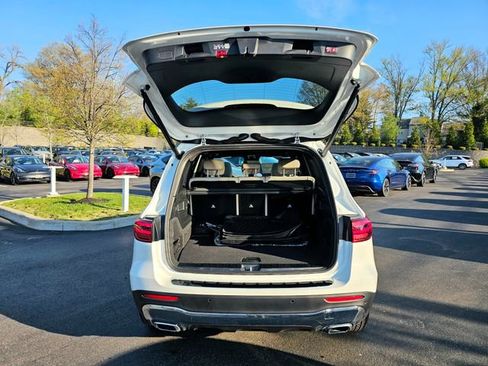 New 2026 Mercedes-Benz GLB 250 4MATIC image 9