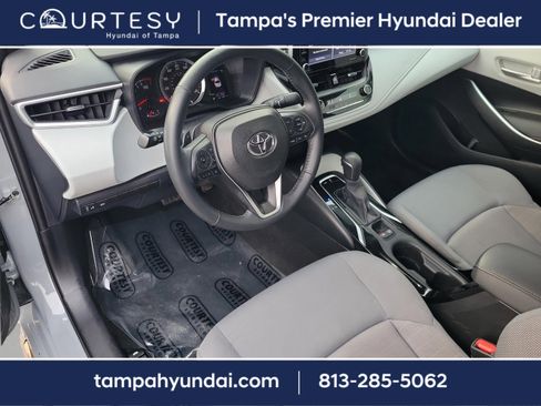 Used 2021 Toyota Corolla SE image 19