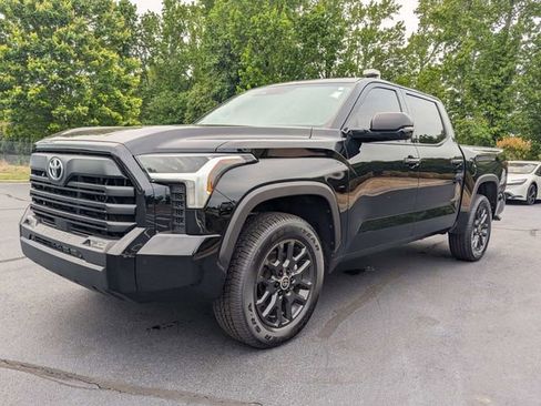 Used 2023 Toyota Tundra SR5 w/ SR5 Premium Package AWD/4WD image 8