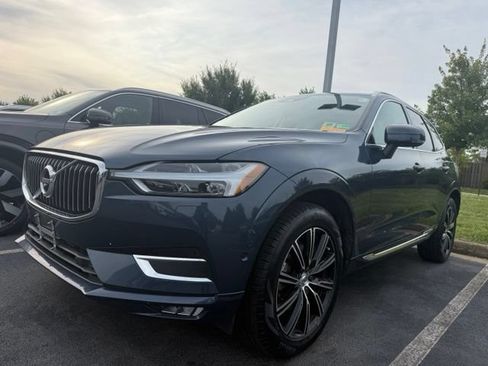 Used 2019 Volvo XC60 T5 Inscription w/ Protection Package Premier AWD/4WD image 2