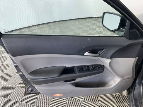 Used 2010 Honda Accord LX image 10