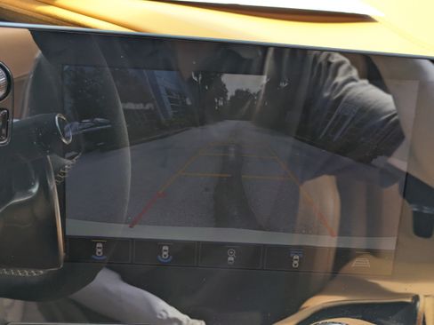 Used 2020 Chevrolet Corvette Stingray Premium Cpe w/ 3LT Preferred Equipment Group RWD image 30
