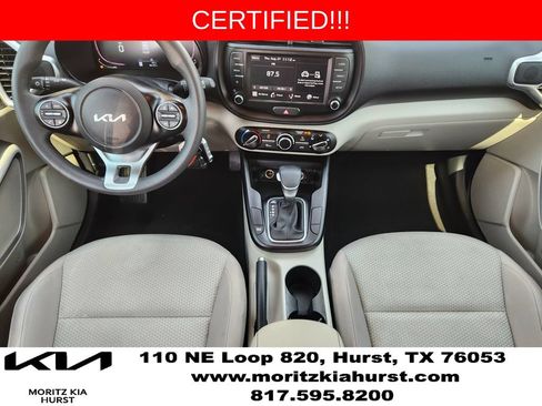 Used 2023 Kia Soul LX FWD image 5