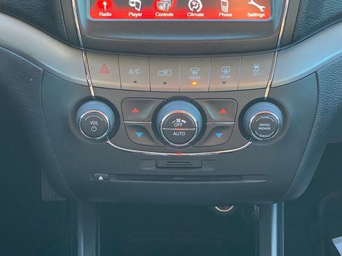 Used 2016 Dodge Journey Crossroad w/ Popular Equipment Group image 22