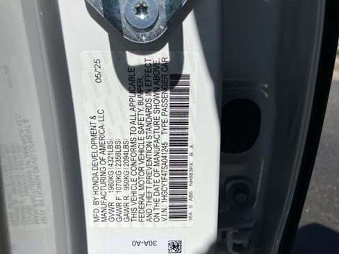 Used 2025 Honda Accord SE image 36