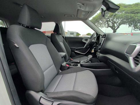 Used 2023 Kia Soul LX w/ LX Technology Package image 23