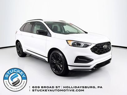 Used 2022 Ford Edge SE w/ Black Appearance Package