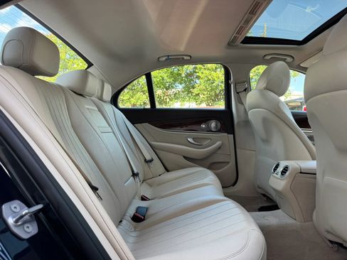 Used 2017 Mercedes-Benz E 300 4MATIC w/ Premium 1 Package image 29