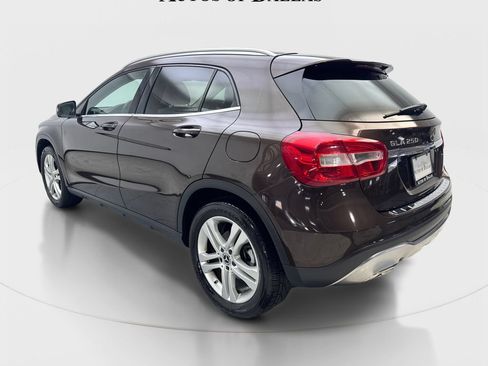 Used 2018 Mercedes-Benz GLA 250 image 9
