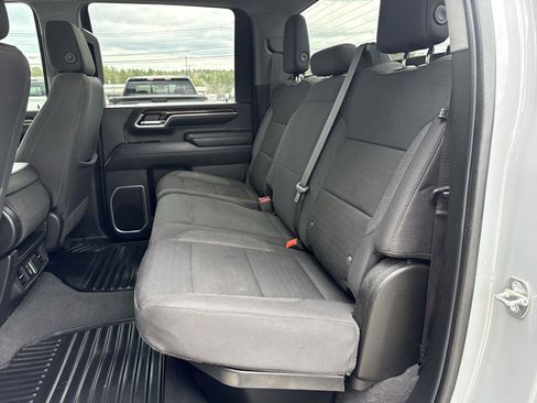 Used 2024 GMC Sierra 2500 SLE w/ SLE Convenience Package AWD/4WD image 16