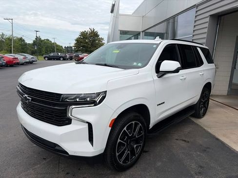 Used 2024 Chevrolet Tahoe RST w/ Luxury Package AWD/4WD image 2