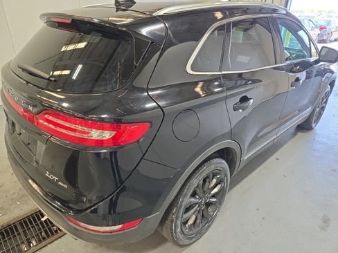 Used 2017 Lincoln MKC Select w/ Select Plus Package AWD/4WD image 2