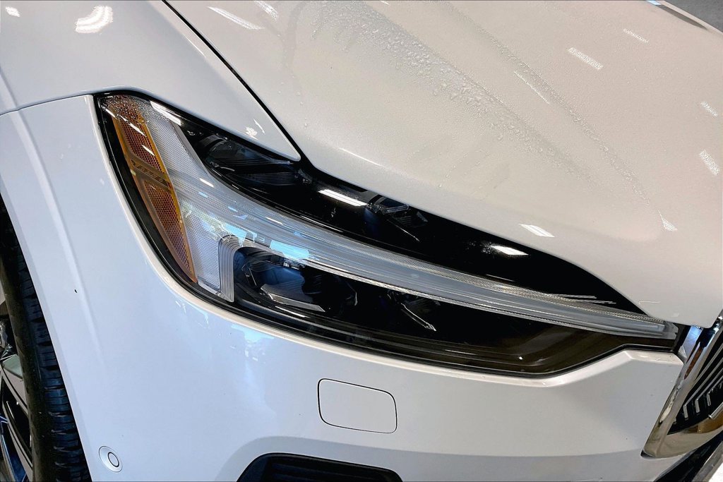 Certified 2023 Volvo XC60 B5 Plus w/ Climate Package AWD/4WD image 33