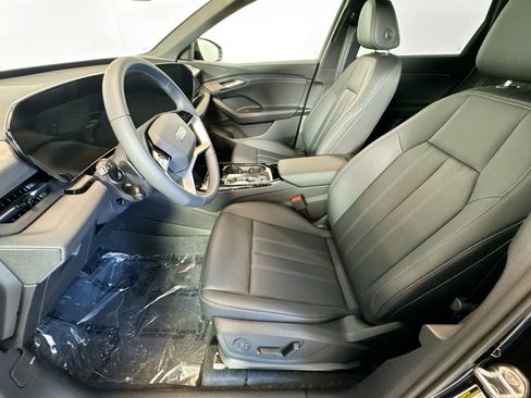 New 2027 Audi Q6 e-tron Premium image 17