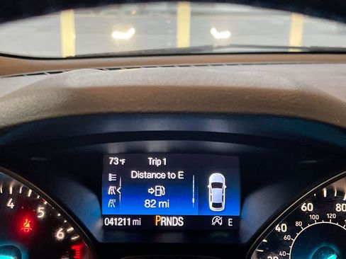 Used 2017 Ford Escape SE w/ Equipment Group 201A AWD/4WD image 15