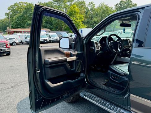 Used 2015 Ford F150 Lariat w/ Equipment Group 501A Mid AWD/4WD image 14