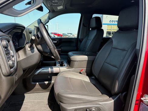 Used 2021 Chevrolet Silverado 2500 LTZ w/ LTZ Convenience Package image 13