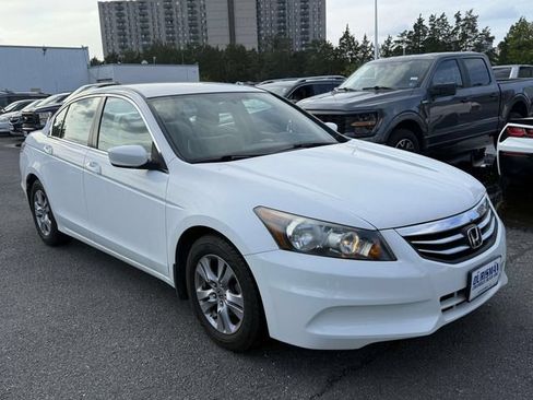 Used 2011 Honda Accord LX-P image 1
