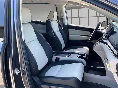 New 2026 Honda Odyssey Elite image 11