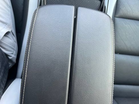 Used 2025 Buick Envision Sport Touring AWD/4WD image 37
