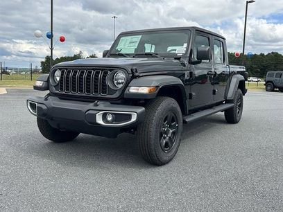 New 2025 Jeep Gladiator Sport