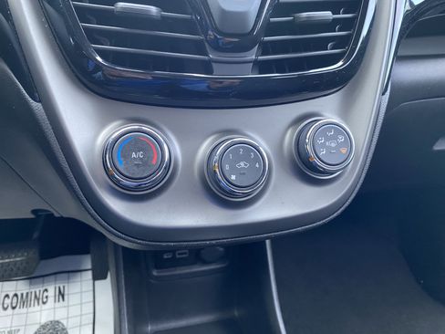 Used 2022 Chevrolet Spark LT w/ Spark Special Edition image 27