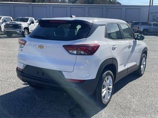 New 2026 Chevrolet TrailBlazer LS video 3